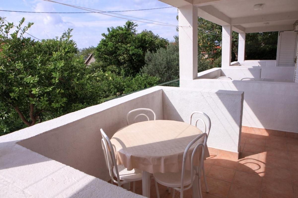 Apartments with a parking space Gradac, Makarska - 11332 Gradac  Bagian luar foto