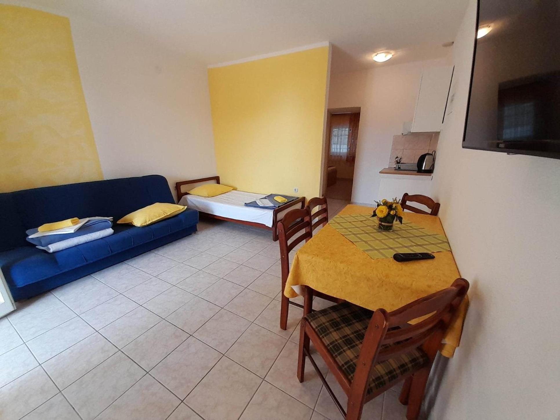 Apartments with a parking space Gradac, Makarska - 11332 Gradac  Ruang foto