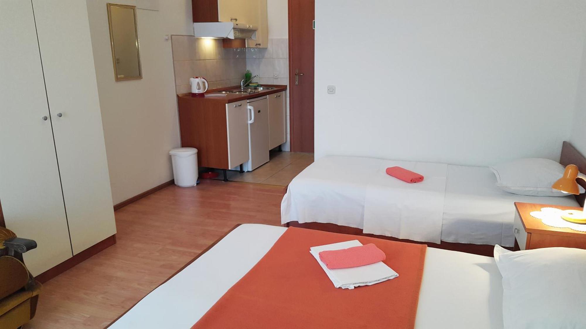 Apartments with a parking space Gradac, Makarska - 11332 Gradac  Bagian luar foto